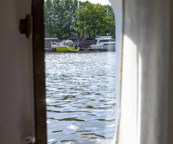 Bateau-hôtel The Boatel