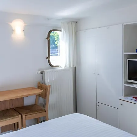 The Boatel Botel Gand