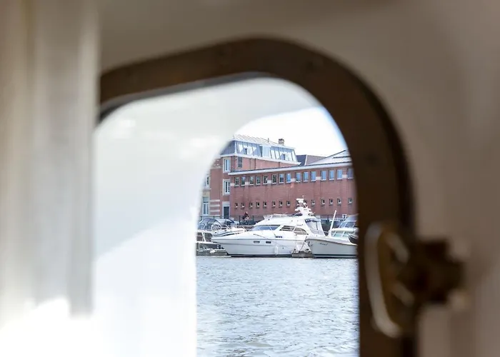 보트호텔 The Boatel *